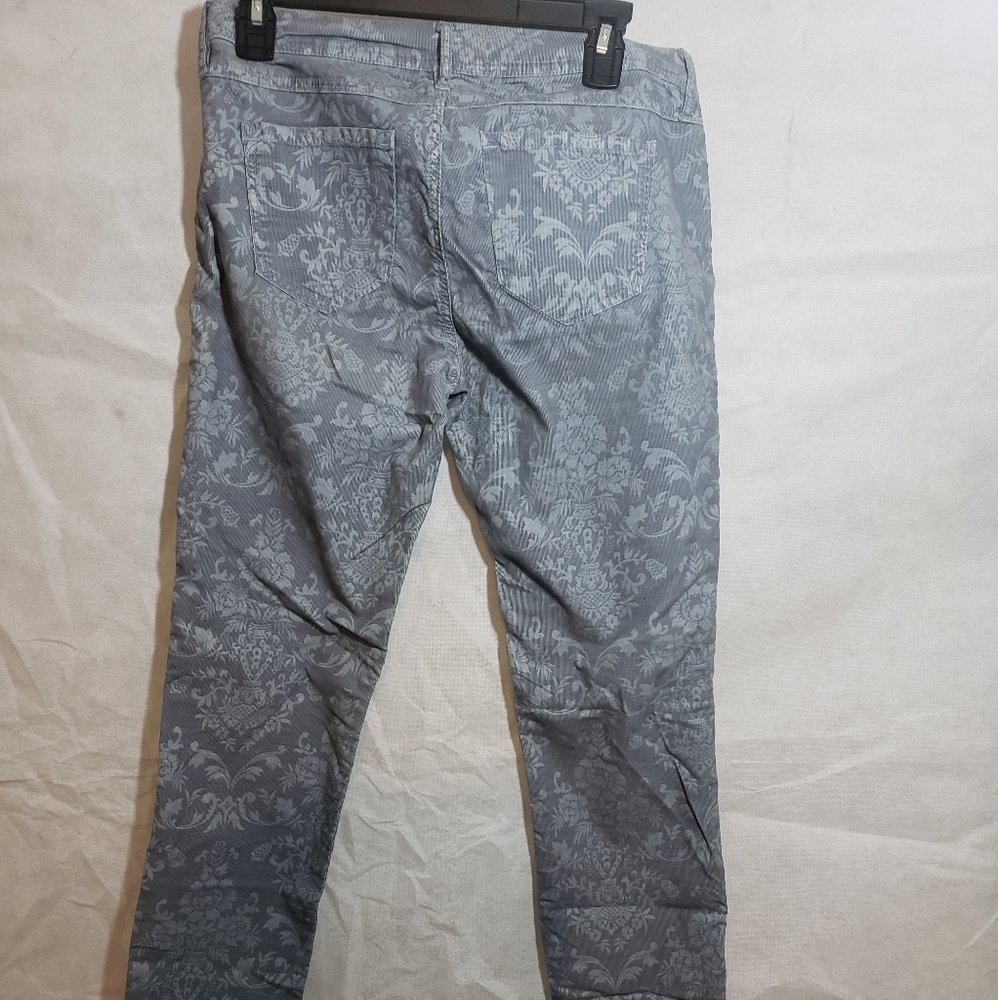 Jeans - Picture 3 of 3